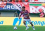 Volante supera concorrência de experientes e busca vaga na final com o Caxias