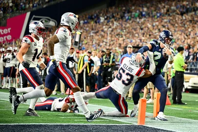 SEATTLE, WASHINGTON - SEPTEMBER 09: Drew Lock #2 of the Seattle Seahawks runs the ball for a first down against the New England Patriots during the fourth quarter in the game at Lumen Field on September 09, 2026 in Seattle, Washington.   Jane Gershovich/Getty Images/AFP (Photo by Jane Gershovich / GETTY IMAGES NORTH AMERICA / Getty Images via AFP)<!-- NICAID(16362619) -->