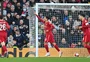 Liverpool avança na Copa da Inglaterra com golaço de Firmino e dois de Fabinho