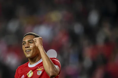 Benfica's Brazilian forward Carlos Vinicius celebrates after scoring a goal during the Portuguese league football match between SL Benfica and Portimonense SC at the Luz stadium in Lisbon on October 30, 2019. (Photo by PATRICIA DE MELO MOREIRA / AFP)<!-- NICAID(14310819) -->