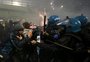 Protesto contra Jogos de Inverno termina em confrontos em Milão