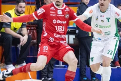 Lance do Gauchão 2025 entre Horizontina 0x9 Atlântico.