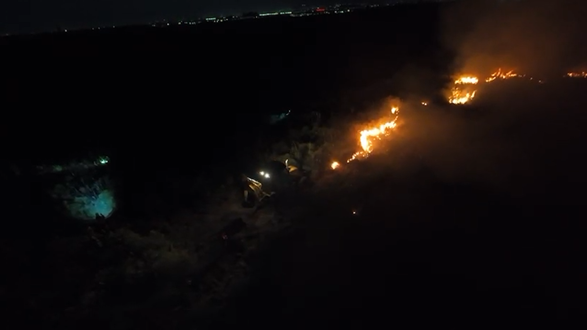 Inc&ecirc;ndio atinge vegeta&ccedil;&atilde;o em Eldorado do Sul