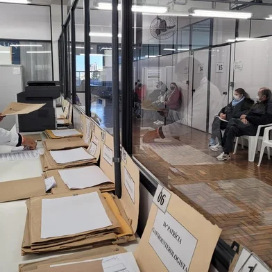 Mutirão para reduzir fila de consultas realiza mais de 150 atendimentos em Caxias do Sul. Ação ocorreu no sábado (4).<!-- NICAID(15115639) -->