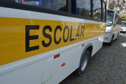Vistoria obrigatória transporte escolar em Caxias<!-- NICAID(14203449) -->