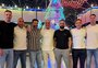 Acertado com o Grêmio, Luís Castro posta foto com integrantes de sua comissão em Dubai