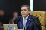 SESSÃO PLENÁRIA EXTRAORDINÁRIA DO STF (15/09/26): Ministro do STF Kássio Nunes Marques (foto) declara impedimento para votação sobre investigação de Alexandre de Moraes <!-- NICAID(16366238) -->