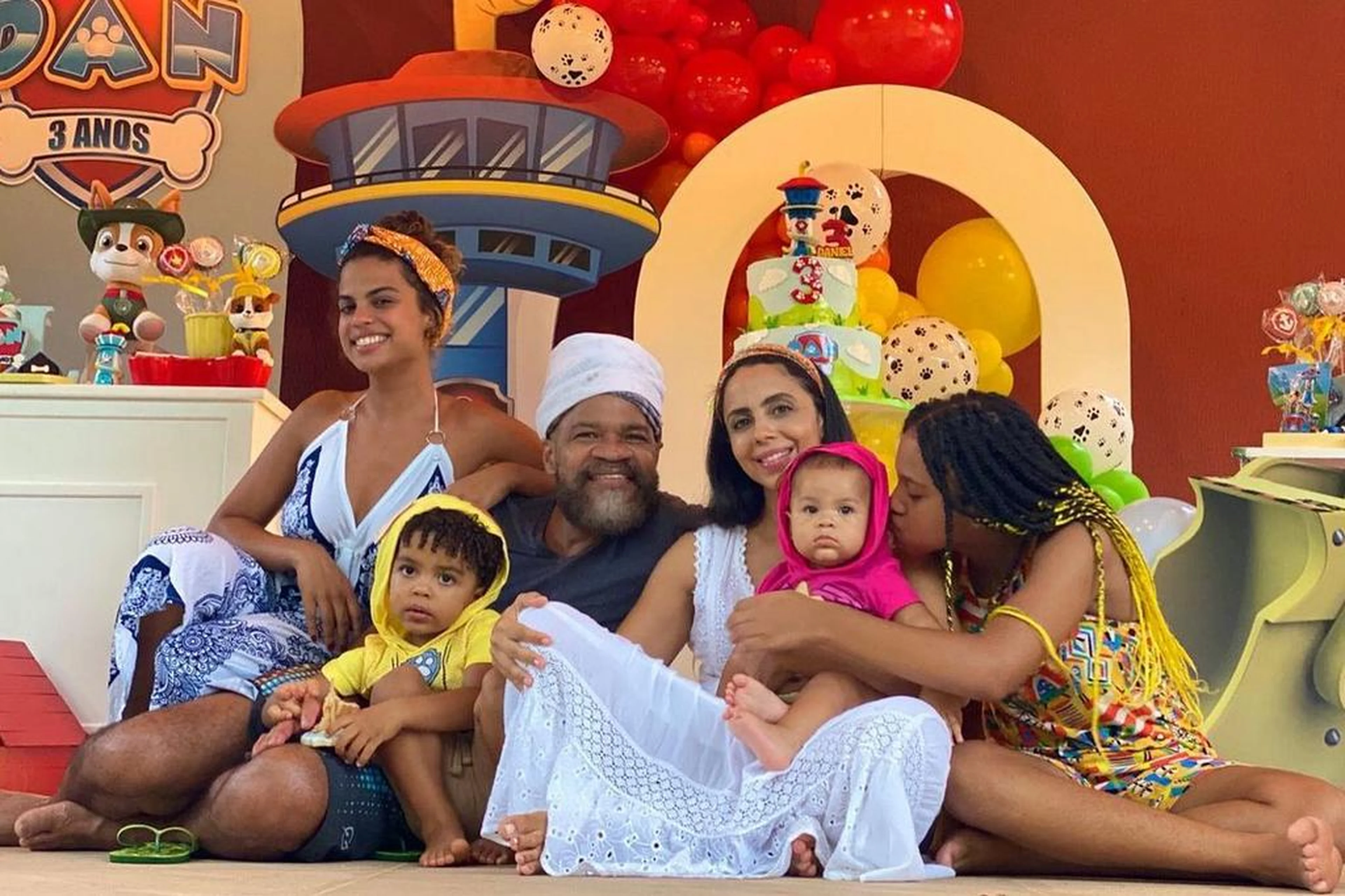 Reprodução Instagram/@carlinhosbrown