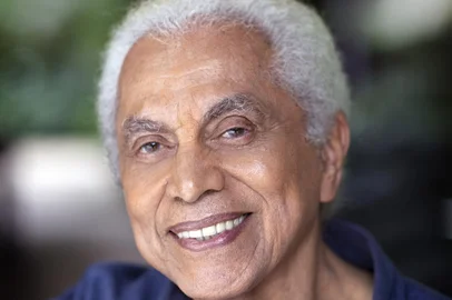 paulinho da viola , show , mpb<!-- NICAID(15399661) -->