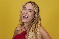 Natural de Brasília, Distrito Federal, Sarah Andrade tem 34 anos e participou do ‘BBB 21’.  A influenciadora é lembrada por integrar o “G3”, formado por seu fiel companheiro Gil do Vigor e a paraibana Juliette, foi eliminada no 9º paredão da temporada.<!-- NICAID(16203015) -->