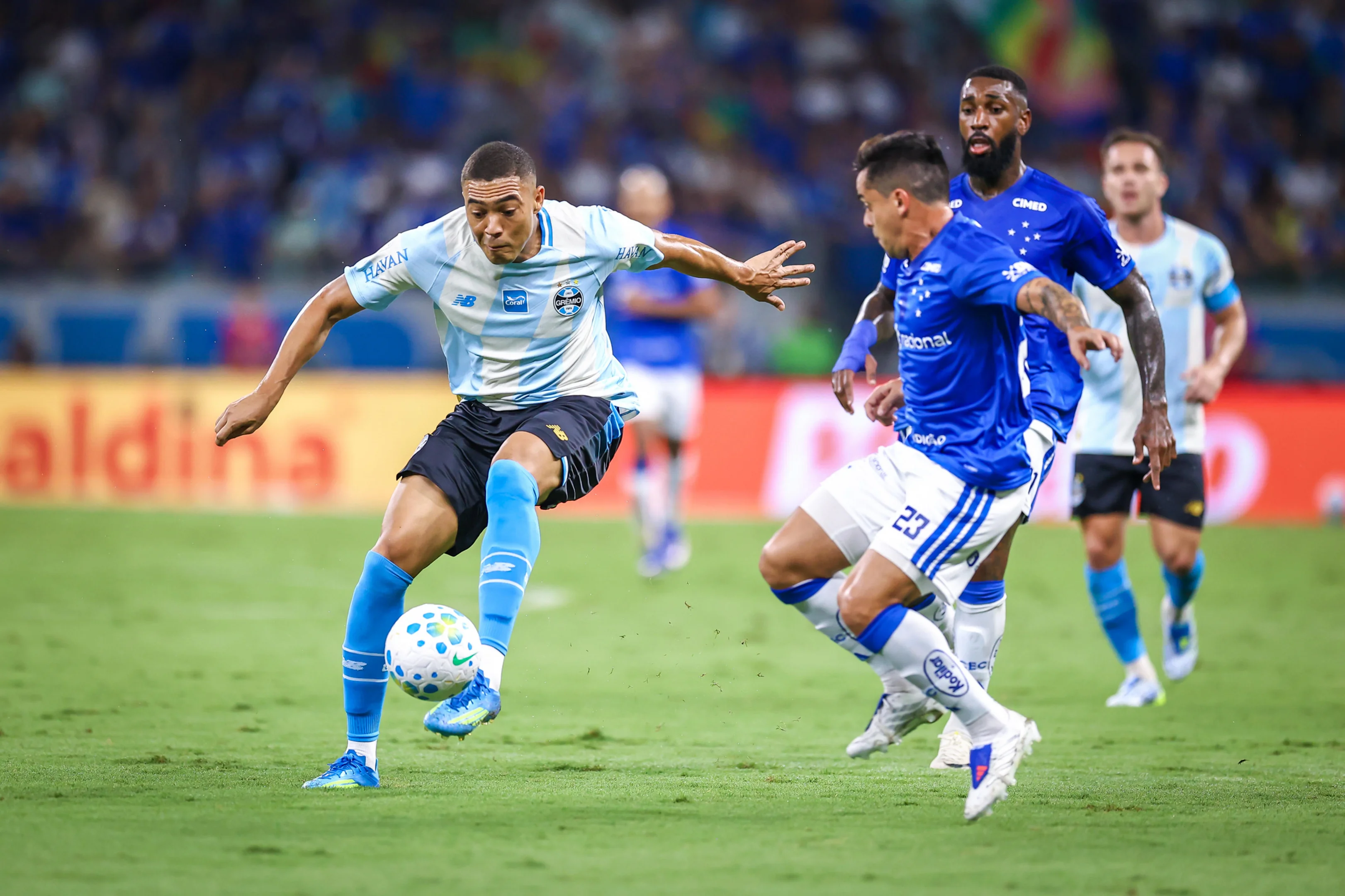 O que disseram os colunistas de GZH sobre a derrota do Grêmio diante do ...