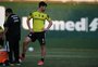 Provável titular do Inter, Johnny projeta duelo difícil contra o Atlético-GO