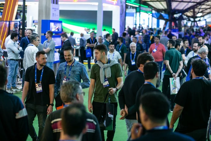 Rede FeedMe / Conteúdo para Marcas Rede FeedMe / Conteúdo para Marcas