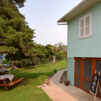 Osteria della Colombina, na Estrada do Sabor, em Garibaldi, tocada pela chef  Odete Bettú Lazzari.<!-- NICAID(15864696) -->