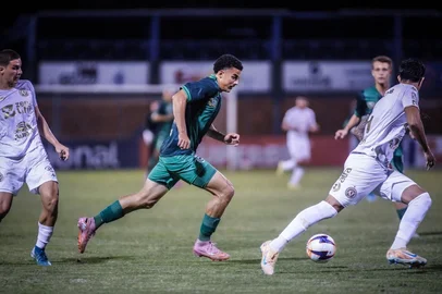 Juventude x Chapecoense, em Bento Gonçalves, pela quarta rodada da Copa Sul-Sudeste.<!-- NICAID(16266912) -->