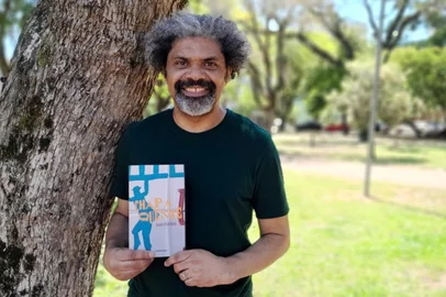 Nos dias 13 e 14 de junho, o Sesc Caxias do Sul realiza a oficina gratuita "Cinema Negro: História, Cineastas e Linguagens", com o jornalista e crítico de cinema Daniel Rodrigues. A atividade é voltada a professores, artistas, estudantes de cinema, audiovisual e produção cultural, além do público em geral. Vagas limitadas.<!-- NICAID(16048143) -->