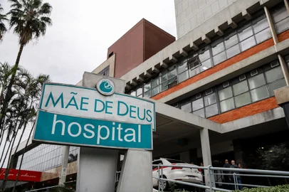 PORTO ALEGRE, RS, BRASIL, 19.06.24:  Impactos da enchente no Hospital Mãe de Deus. Fotos: Duda Fortes/Agencia RBS<!-- NICAID(15792750) -->