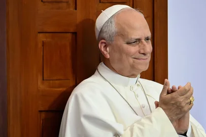 O papa Leão XIV expressou neste domingo a sete vítimas de agressão sexual no seio da Igreja na França seu "compromisso" em evitar novos casos, e pediu aos seus bispos que "perseverem" na prevenção e reparação desse "flagelo".
