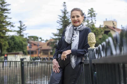 Gramado, RS, Brasil - Ieda Maria Vargas, nasceu em Porto Alegre em 31 de dezembro de 1944, é uma rainha da beleza brasileira, Miss Brasil e Miss Universo em 1963. Foi a primeira brasileira a conquistar o título, aos 18 anos, em 20 de julho daquele ano, em Miami Beach, Estados Unidos. Imagens de Ieda Maria Vargas para Revista Donna, para lembrar o aniversário de 60 anos do Título de Miss Universo. - Foto: Jefferson Botega/Agência RBSIndexador: Jeff Botega<!-- NICAID(15411682) -->