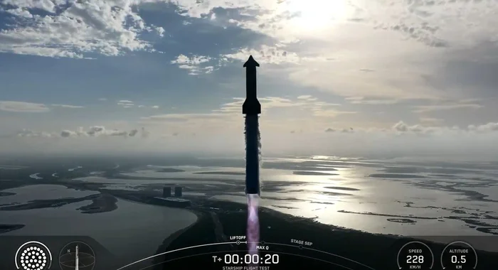 SpaceX @ / Reprodução SpaceX @ / Reprodução