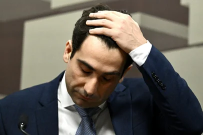 Brazilian economist Gabriel Galipolo, nominee for the presidency of the Central Bank of Brazil, gestures during a hearing at the Federal Senate in Brasilia on October 8, 2024. (Photo by EVARISTO SA / AFP)Editoria: POLLocal: BrasíliaIndexador: EVARISTO SASecao: central bankFonte: AFPFotógrafo: STF<!-- NICAID(15886020) -->