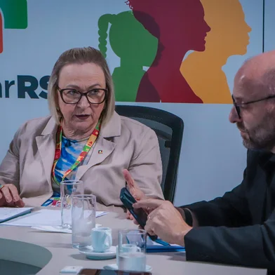 PORTO ALEGRE, RS, BRASIL - 23/04/2025 - Reunião entre Secretaria Estadual de Saúde e Secretaria Municipal da Saúde da Capital sobre serviços de média e alta complexidade<!-- NICAID(16023138) -->