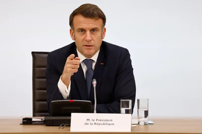 France's President Emmanuel Macron speaks during the International Conference on Syria at the Ministerial Conference Center, in Paris on February 13, 2025. (Photo by Ludovic MARIN / POOL / AFP)Editoria: POLLocal: ParisIndexador: LUDOVIC MARINSecao: politics (general)Fonte: POOLFotógrafo: STF<!-- NICAID(15977492) -->
