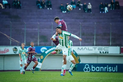 Caxias 1 x 4 Juventude pelo jogo de ida das quartas de final do Gauchão Sub-20<!-- NICAID(16298675) -->