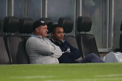 PORTO ALEGRE, RS, BRASIL, 03-06-2015 - Campeonato Brasileiro - 5ª Rodada, Grêmio x Corinthians na Arena.(Foto:RICARDO DUARTE/Agência RBS)Técnico Roger Machado<!-- NICAID(11453095) -->
