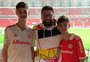 Rafael Sobis acompanha vitória emocionante do Inter no Beira-Rio