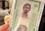 "Pantanal": Silvero Pereira mostra o RG de José Leôncio nos bastidores da novela
