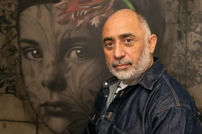 Artista plástico caxiense Sergio Lopes assina a exposição 'Come As You Are', que inaugura neste sábado no Campus 8. <!-- NICAID(15863653) -->