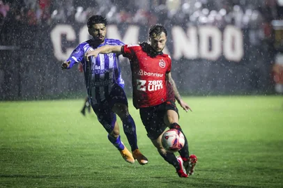 Gabriel Costa / GEB / Divulgação Brasil de Pelotas e Esportivo se enfrentam pelo jogo de ida das quartas de final da Divisão de Acesso<!-- NICAID(16379463) -->