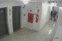 Um homem foi internado e precisou passar por uma cirurgia em um hospital depois de ter sido agredido por um ex-companheiro em uma briga, na madrugada da última segunda-feira (13/11/2023). Além da violência física, o agressor também teria roubado objetos de valor do local e uma quantia em dinheiro.  - Foto: Reprodução<!-- NICAID(15598457) -->