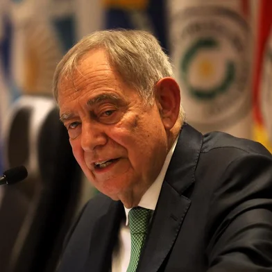 presidente Claudio Bier<!-- NICAID(15835157) -->
