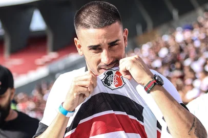 Thiago Galhardo, atacante do Santa Cruz<!-- NICAID(15980518) -->