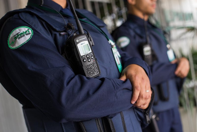 O Grupo Epavi, empresa de segurança privada, abriu 300 vagas para vigilantes em Porto Alegre. São contratações temporárias, com possibilidade de efetivação de acordo com o desempenho nas funções.<!-- NICAID(15761376) -->