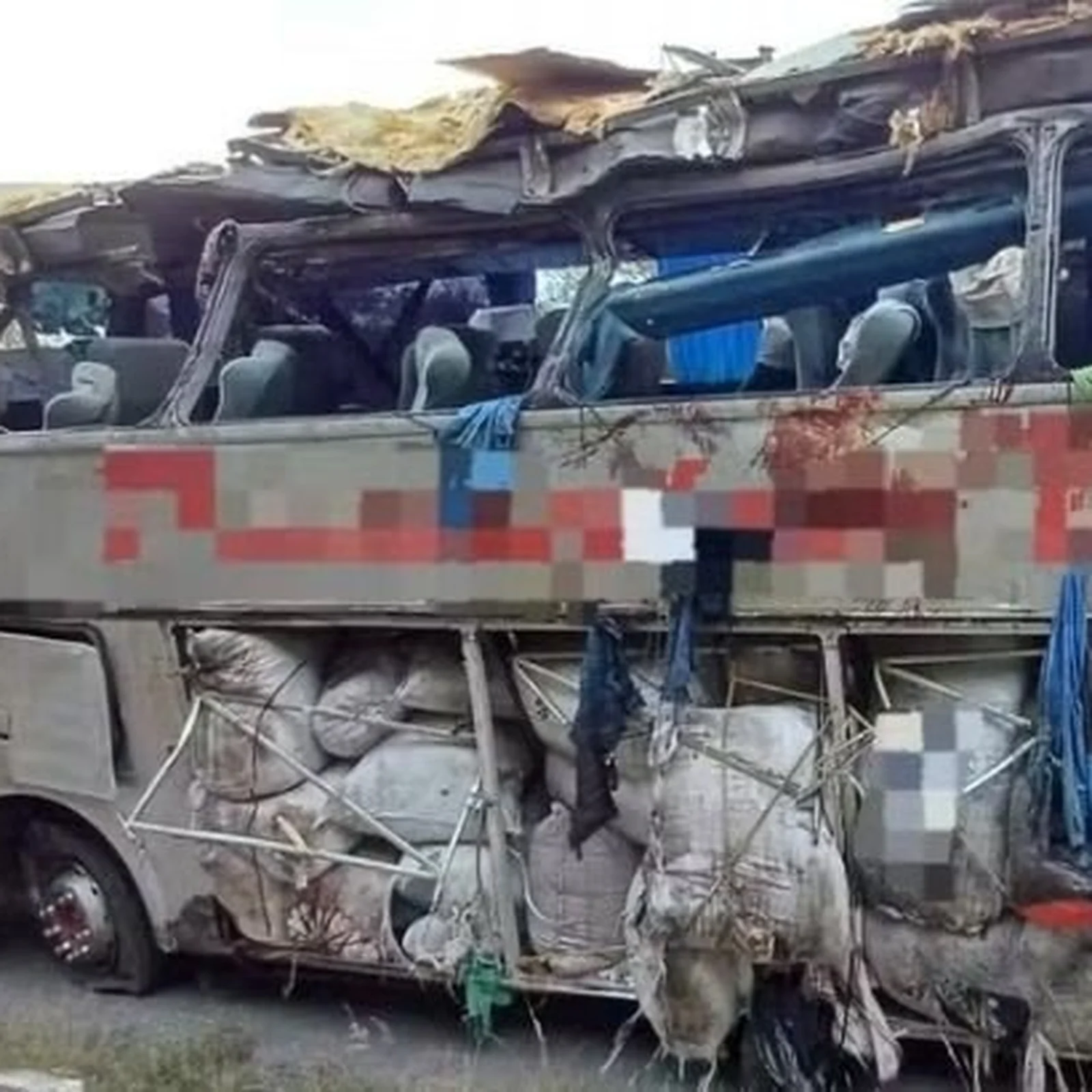 Acidente com ônibus deixa ao menos 17 mortos na BR-423, em Pernambuco | GZH