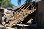 CRUZERIRO DO SUL.RS,BRASIL.2023,09,17.Ciclone atinge a cidade de Cruzeiro do Sul, e deixa muitas familias desabrigadas , e muitas casas totalmente destruida.Na foto,onde a mesa foi parar, com o nivel da água.(RONALDO BERNARDI/AGENCIA RBS).<!-- NICAID(15543074) -->