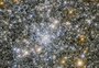 Telescópio Hubble registra aglomerado de estrelas antigas perto do centro da Via Láctea