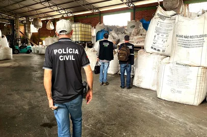 Mais de 380 toneladas de sementes piratas são apreendidas em o Fundo e Ibiraiaras<!-- NICAID(16043207) -->