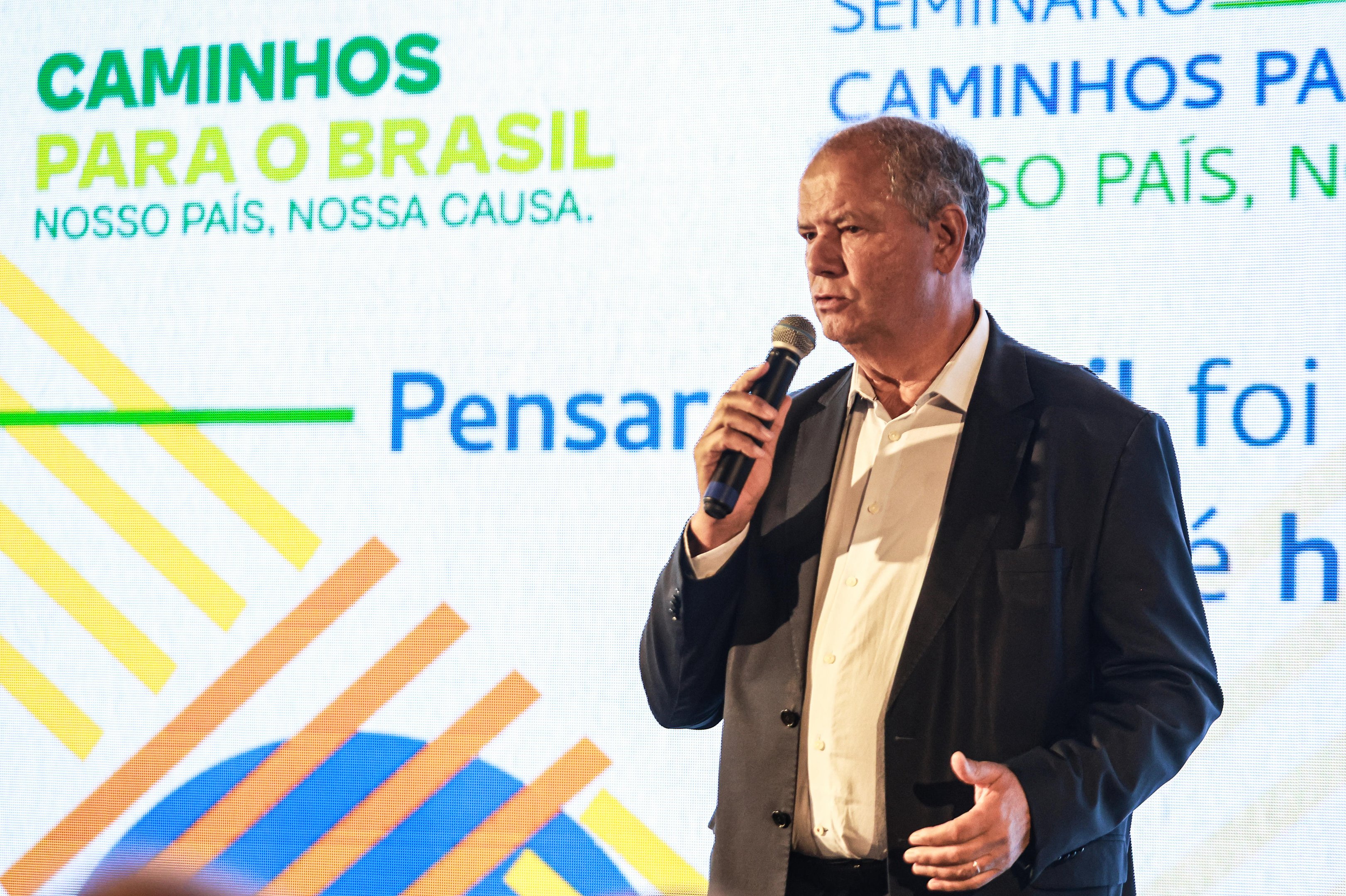 MDB apresenta documento com prioridades dos brasileiros