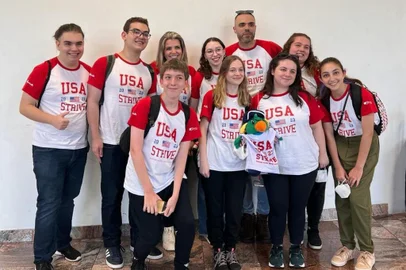 Alunos do Colégio Marista Rosário irão participar de evento promovido pela Harvard University, em Boston (EUA). O Harvard Model United Nations (HMUN) é a maior e mais prestigiada simulação de relações internacionais para alunos do Ensino Médio do mundo. <!-- NICAID(15329555) -->