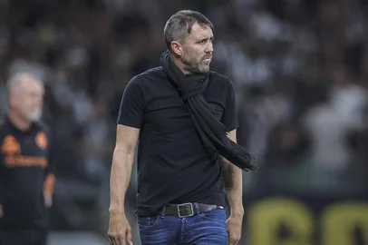 Atlético-MG x Inter, no Estádio Mineirão, pela sexta rodada do Brasileirão. Eduardo Coudet<!-- NICAID(15427874) -->