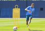 Neymar treina e aumenta expectativa por estreia na Copa