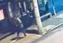 Polícia investiga quem é o assaltante que matou um homem para roubar celular em Canoas; veja vídeo