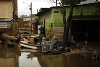 PORTO ALEGRE, RS, BRASIL - 2024.05.28 - Ambietal do bairro Humaita e região ao lado da Arena do Grêmio. Foto: (Renan  Mattos/ Agência RBS)<!-- NICAID(15775793) -->
