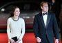 Príncipe William e Kate Middleton terminaram namoro por ligação em 2007, conta livro