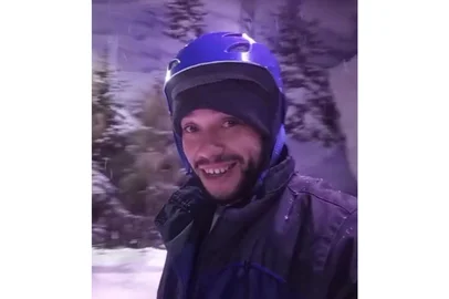 Quem era Kelvin Tavares, funcionário que morreu em acidente de trabalho durante manutenção no Snowland, em Gramado.<!-- NICAID(16304233) -->