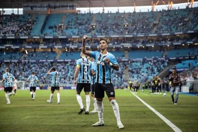 04.05.2025, PORTO ALEGRE, RS, Brasil: Pré-jogo Grêmio x Santos, sétima rodada do Brasileirão 2025. Fotos: Duda Fortes/Agencia RBSIndexador: DF<!-- NICAID(16029676) -->